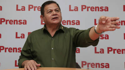 Romeo Vásquez Velásquez aclaró que su partido no paga encuestas.