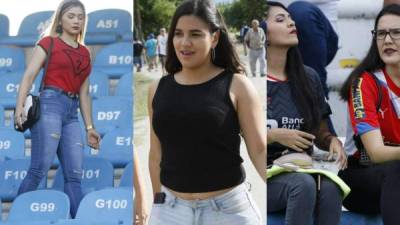 El estadio Olímpico de San Pedro Sula se vistió de gala con el clásico entre Olimpia vs Motagua en duelo reprogramado de la jornada 5. Las chicas deslumbraron en el recinto deportivo y hubo un lindo ambiente.