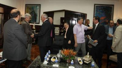 Los diputados recibieron a los pastores.