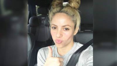 La colombiana Shakira compartió un video donde se escucha una de las nuevas canciones en las que está trabajando.