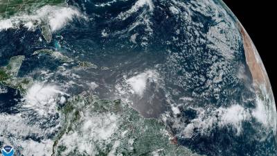 Las poblaciones del Caribe reportaron disminuciones en las precipitaciones y la velocidad de los vientos, sin embargo, en el Pacífico el escenario descrito fue el contrario. Imagen: NOAA / NHC / EFE