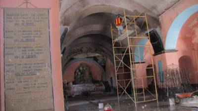 Desde 2009, el templo ha estado cerrado por el daño. Fotos: Cristina Santos