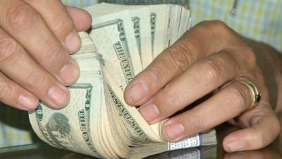 El dólar reduce su ritmo de crecimiento.