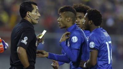 Brazil's Neymar looks up during a soccer team training session in London, Tuesday, May 29, 2018. Brazil will play Croatia in a pre-world cup soccer friendly at Anfield Stadium in Liverpool, England on Sunday. (AP Photo/Kirsty Wigglesworth)