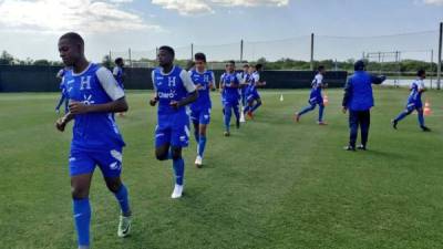 Los chicos de la Sub-17 de Honduras se reportan listos para el inicio del Premundial. FOTO Fenafuth.