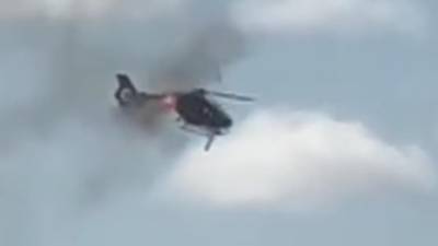 Las imágenes de la caída de un helicóptero sobre un edificio en Florida se viralizaron en redes.