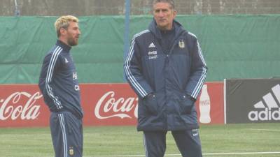 Edgardo Bauza, nuevo DT de Argentina, fue el encargado de convencer a Messi de volver a ponerse los colores de la Albiceleste. Foto AFA.