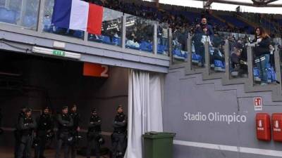 Tras los atentados de París del 13-N, la alerta en los estadios de todo el mundo se han incrementado.