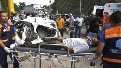 Al menos dos kilómetros recorrió la rastra por el bulevar FF AA, sin poder ser controlada por Ángel Torres.