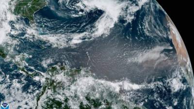 En 2020, más de 200 personas murieron en Centroamérica por los huracanes Eta e Iota. Foto: EFE/NOAA/NHC