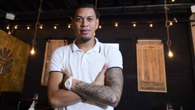 ¡Sorpresa! El portero hondureño Denovan Torres del Marathón estrena noviazgo con linda presentadora catracha. A continuación te dejamos todos los detalles.