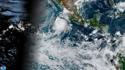 La tormenta tropical Pamela se intensifica en el Pacífico descargando fuertes lluvias en territorio mexicano.