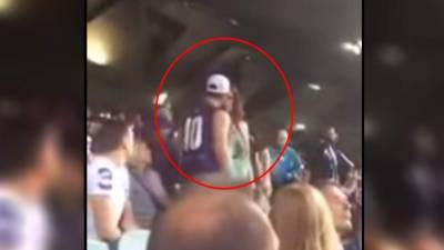 Al hombre le fue mal después de agredir a su acompañante.