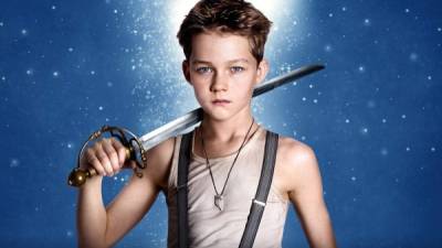 El actor Levi Miller (Peter) ganó un premio en su escuela cuando tenía 5 años por interpretar a 'Peter Pan'.