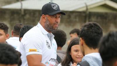 Muma Bernárdez a fondo: Dominio del Olimpia, dardo al Motagua y su preocupación