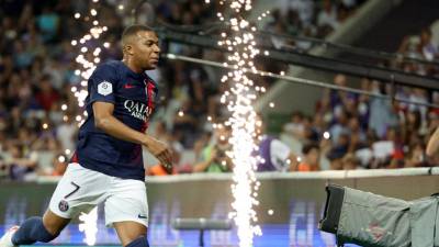 Mbappé celebrando su gol.