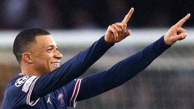 Kylian Mbappé es la máxima figura del PSG y el club parisino se le rebeló luego que ha decidido no firmar su renovación.