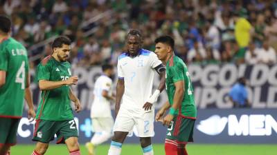 Alberth Elis fue lo poco rescatable de Honduras en el juego ante México.