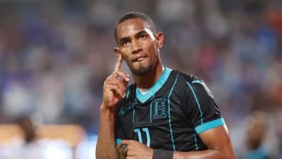 Jerry Bengtson anotó un gol en el duelo Honduras vs Haití y así lo festejó.