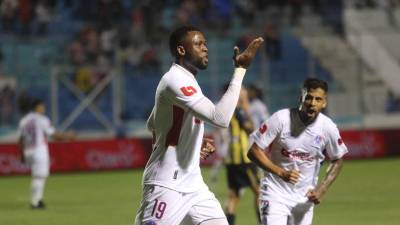 Yustin Arboleda se encargó de anotar el cuarto gol del Olimpia.