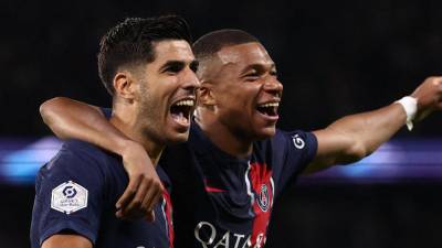 Asensio y Mbappé anotaron los goles que le dieron el triunfo al París Saint Germain ante Lens.