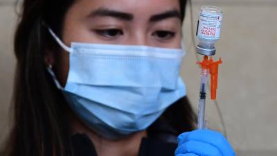 Los refuerzos contra las variantes del covid 19 estarán disponibles en Estados Unidos a partir de la próxima semana.