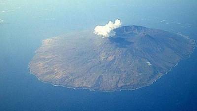 El volcán Fogo provocó un megatsunami hace miles de años. Volvió a activarse en 2014 y sus poderosas erupciones preocupan a los científicos.