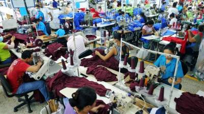 La calificación traerá más inversión nacional y extranjera, según economistas consultados.