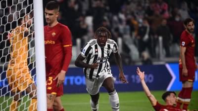 El italiano Moise Kean le dio la victoria a la Juventus ante la Roma.