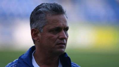 Reinaldo Rueda en su primera etapa como DT de Honduras, selección a la que clasificó al Mundial del 2010.