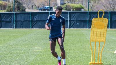 El catracho Alenis Vargas cuenta con 19 años de edad.