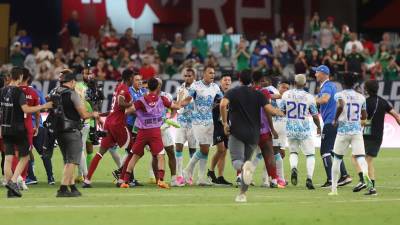 Copa Oro 2023: Zafarrancho en el Honduras - Qatar; expulsado hondureño
