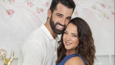 Toni Costa y Adamari López fueron pareja por aproximadamente 10 años.