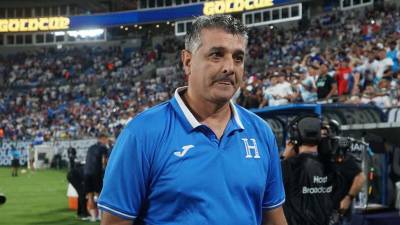 Diego Vázquez está en el ojo del huracán luego de la eliminación de Honduras en fase de grupos de la Copa Oro 2023. A eso se le agrega las polémicas declaraciones que brindó al conocer que México perdió ante Qatar en un resultado que terminó provocando el adiós de la Bicolor de la competencia.