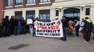 La difusión de la muerte de Zambrano por las redes sociales ha desatado la furia de la comunidad hispana.