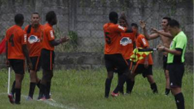 Los 'canarios” a complicada visita