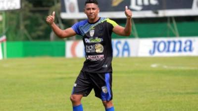 Luis Guzmán, positivo por COVID-19, está estable pero internado.