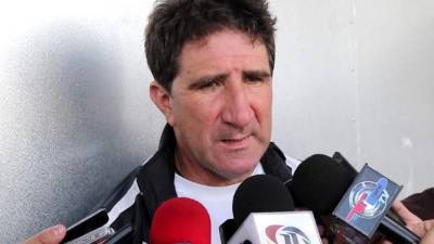 Héctor Vargas habló con los medios de la actualidad del Olimpia.