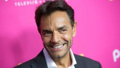 Eugenio Derbez estrenó 'DEShecho en Casa' un programa que muestra la parte más cómica de su cuarentena.