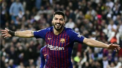 Luis Suárez fue la figura del Barcelona contra el Real Madrid en el Bernabéu. Foto AFP