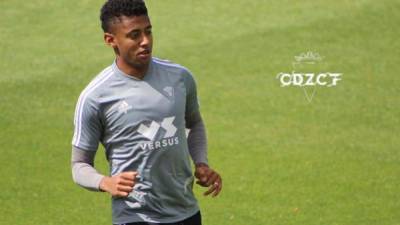 Antony Lozano mostró su felicidad al regresar a los entrenamientos con el Cádiz. Foto Facebook Cádiz.