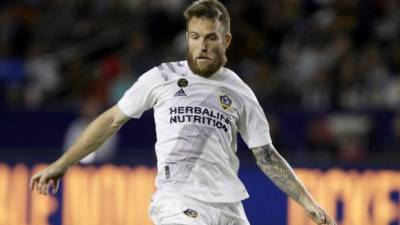 Aleksandar Katai queda fuera de LA Galaxy por insultos racistas de su esposa.