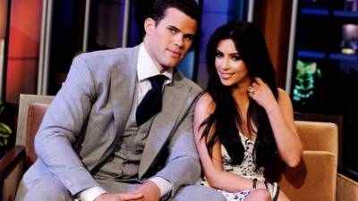 El jugador de la NBA, Kris Humphries y la estrella televisiva, Kim Kardashian. Foto/Archivo