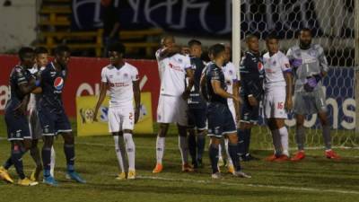 Olimpia y Motagua están disputando la final de liguilla y el ganador enfrentará en la Gran Final al Marathón.