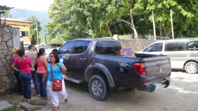 A la morgue fue llevado el cuerpo del joven que salió herido en el tiroteo; aún nadie lo ha reclamado.