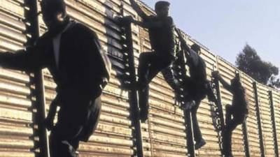 El diario ElUniversal.com.mx relata mediante una crónica el viacrucis que sufren los migrantes con el paso de 'La Bestia'. Destaca el testimonio de un hondureño. Foto Archivo