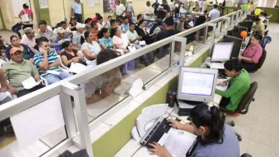 Más de 2,400 personas trabajan en la DEI.