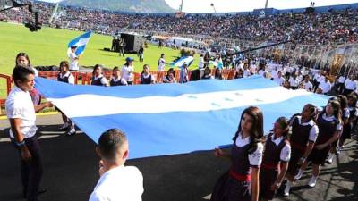 Alrededor de 5,000 podrán ingresar al Estadio Nacional de Tegucigalpa, bajo férreos mecanismos de bioseguridad.