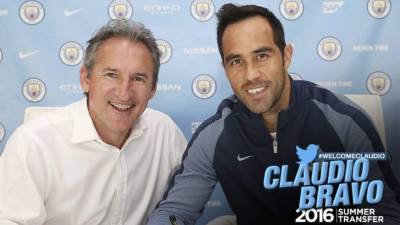 Claudio Bravo firmó por cuatro años. Foto Manchester City.