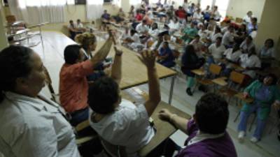 Nuevamente paralizado el Rivas por huelga